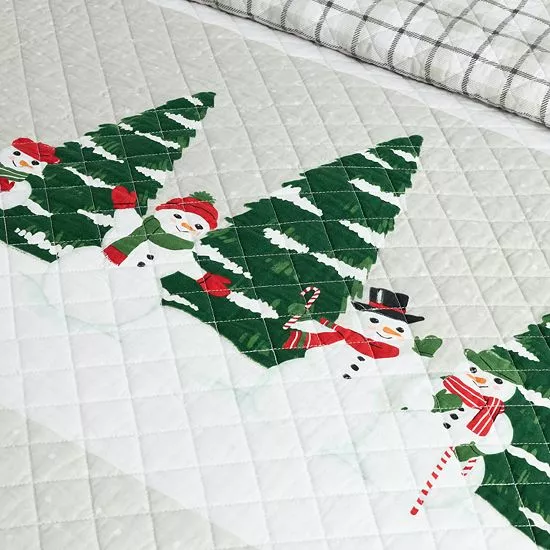 St. Nicholas Square® Snowmen Printed Quilt Set With Shams 2 St. Nicholas Square® Snowmen Printed Quilt Set With Shams - Image 2
